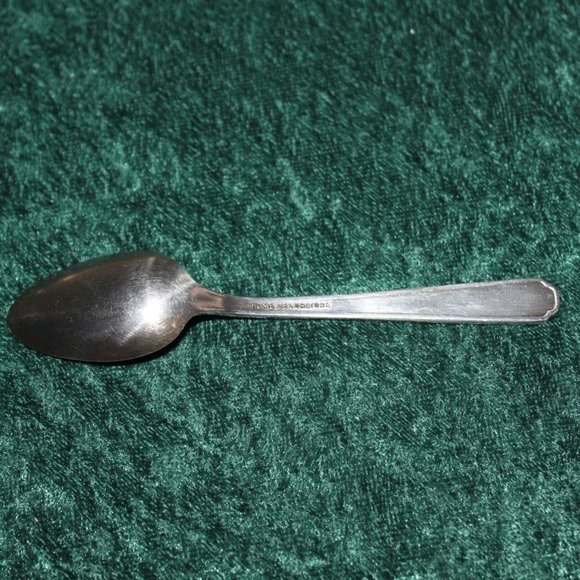 Antique Children's Vintage Silverplate Spoon - Home Decorators - 1900s - Picture 3 of 4